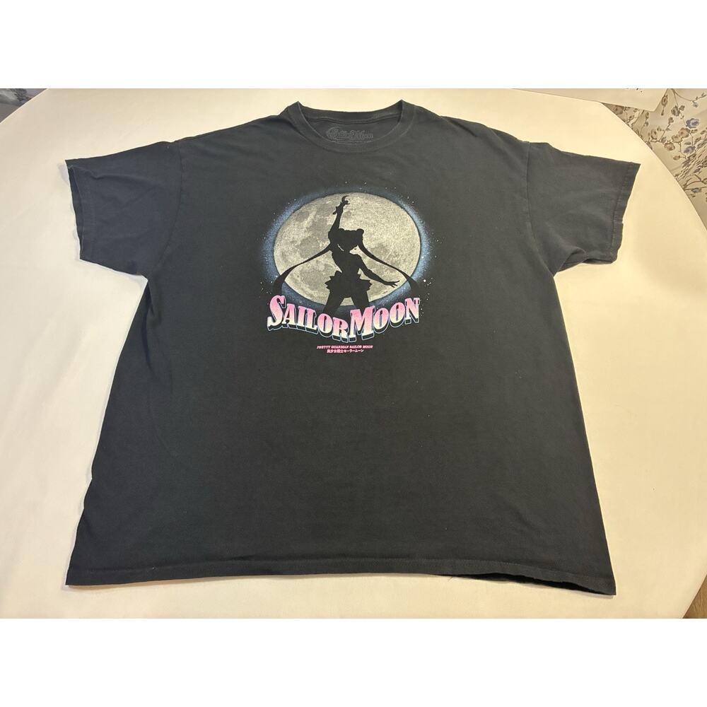 Vintage Style Sailor Moon Anime Graphic Tee Black Moon Silhouette Men's XL